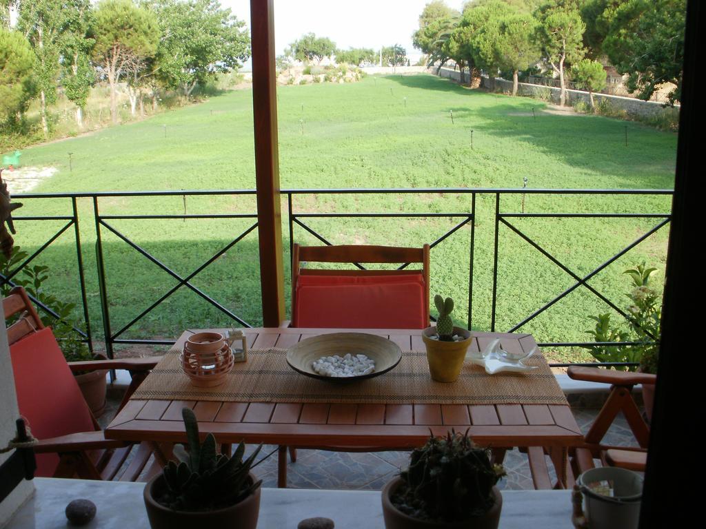 Gaea Gardens Studios & Villas Pétra Eksteriør bilde
